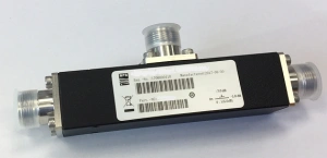 Tapper 8dB (4:1), 694-3800MHz, 200W, złącza N-f, IP65 Low PIM, RFS