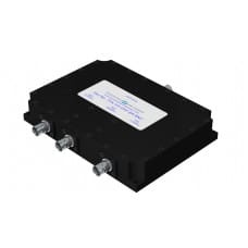 Triplexer VHF/ UHF(TETRA) ,pasma: 136-174 /380-520/ 762-870 MHz, 150W ze złączami TNC-f  