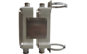 Triplexer szerokopasmowy serii ShareLite™, zakres 380-960 /1710-1880 /1920-2170 MHz ,złącza 7/16-f, IP67
