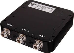 Sumator 2 drogowy  UHF (TETRA)  na pasmo 415 - 430 MHz , 25 W , złącza N gniazdo 